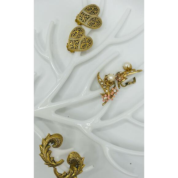 Set of 5 Clip Earrings- Vintage and Modern - Picture 2 of 9